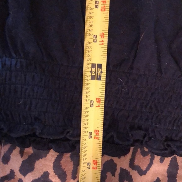 MUDD size  XL black short sleeved top studded V-neck with banded hem - Picture 6 of 7